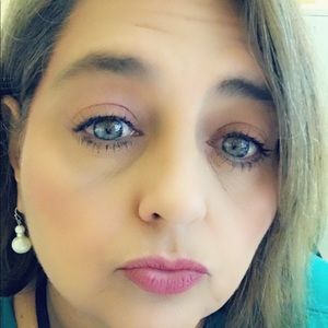 Meet your Posher, Annette